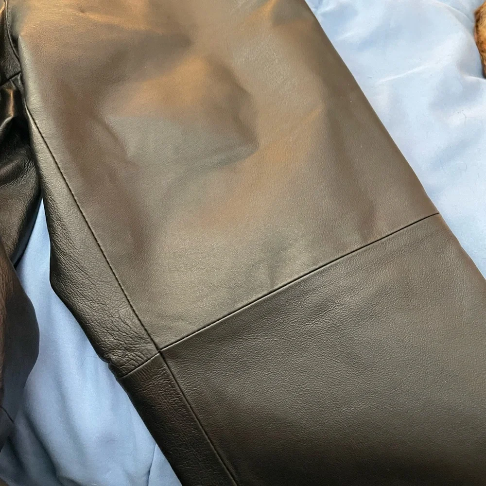 Newport News Leather Black Pant size 8 lined 5 pocket button zipper straight leg - Picture 10 of 15